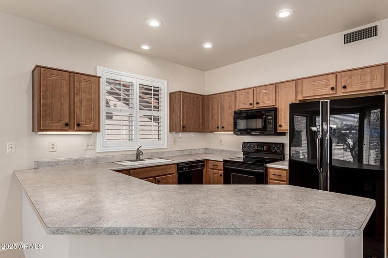 16003 Heritage Dr, Sun City West, AZ 85375