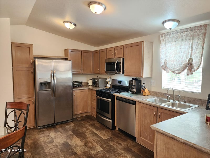 16005 32nd St #31, Phoenix, AZ 85032