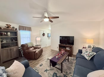 16005 32nd St #9, Phoenix, AZ 85032