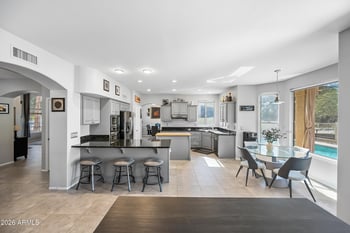 16006 13th Pl, Phoenix, AZ 85048