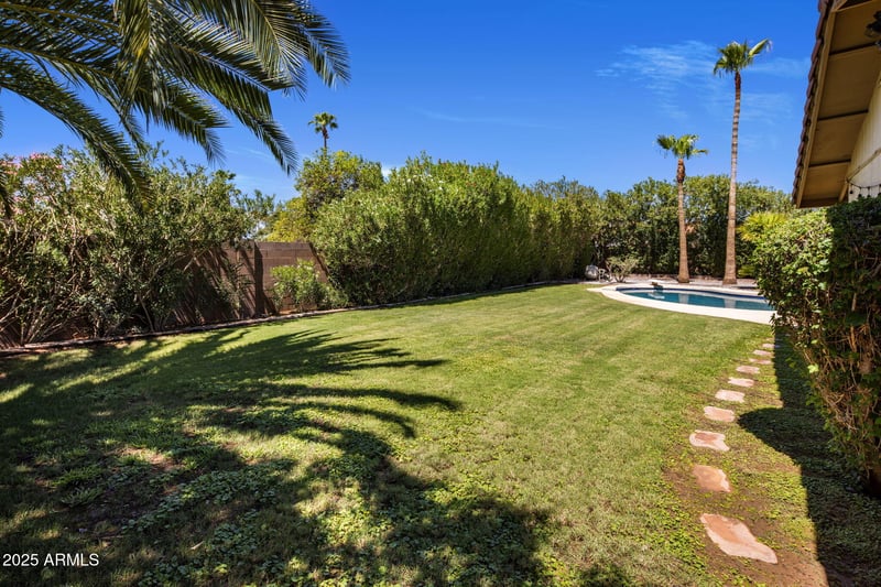 16008 6th Pl, Phoenix, AZ 85022
