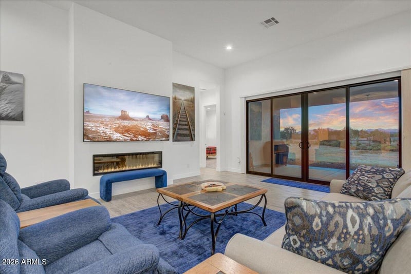 16008 E Dale Ln, Scottsdale, AZ 85262