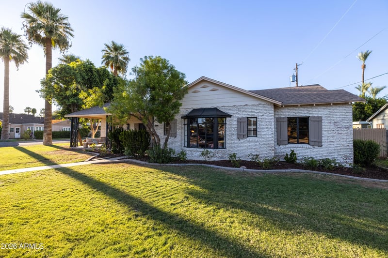 1601 Palmcroft Way SE, Phoenix, AZ 85007