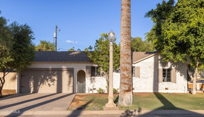 1601 Palmcroft Way SE, Phoenix, AZ 85007