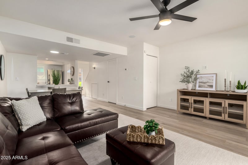 1601 Sunnyside Dr #170, Phoenix, AZ 85029