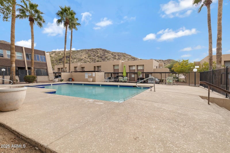 1601 Sunnyside Dr #170, Phoenix, AZ 85029