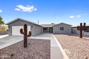 1601 Glenrosa Ave, Phoenix, AZ 85015