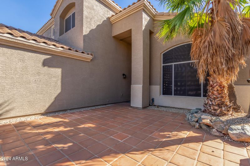1601 W South Fork Dr, Phoenix, AZ 85045