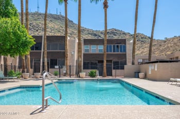1601 Sunnyside Dr #121, Phoenix, AZ 85029