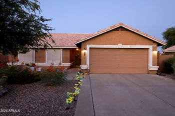16011 35th Dr, Phoenix, AZ 85053