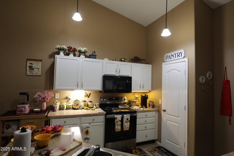 16011 35th Dr, Phoenix, AZ 85053