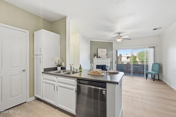 16013 Desert Foothills Pw #2055, Phoenix, AZ 85048