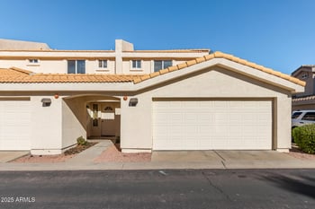 16015 30th St #109, Phoenix, AZ 85032