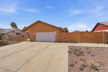 16016 48th Ave, Glendale, AZ 85306