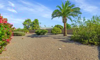 16017 Nicklaus Ln, Sun City, AZ 85351