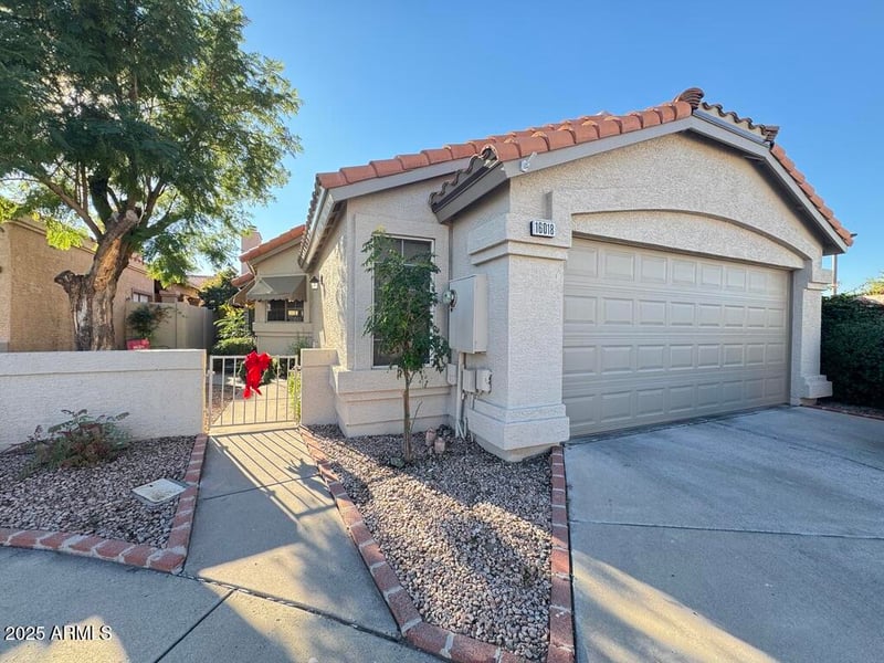16018 3rd Dr, Phoenix, AZ 85023