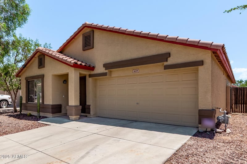 16019 Moreland St, Goodyear, AZ 85338