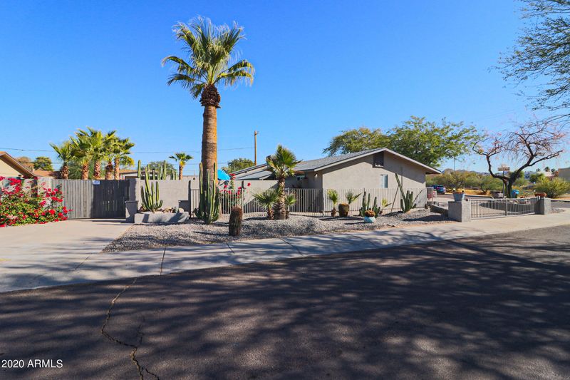 1602 E Aire Libre Ave, Phoenix, AZ 85022