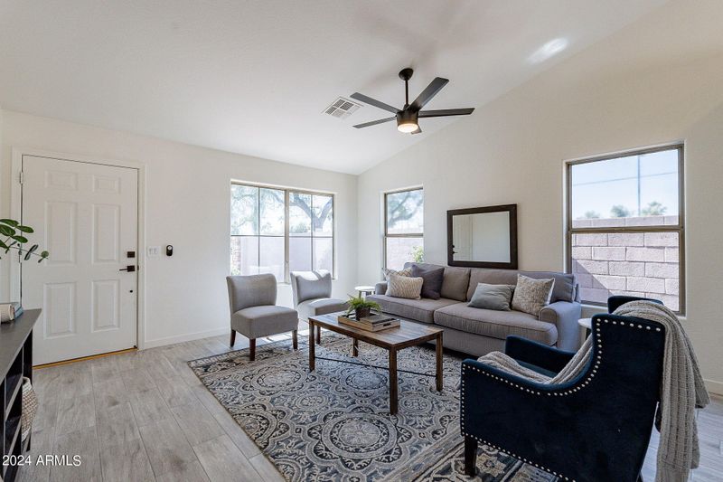 1602 E Campbell Ave, Gilbert, AZ 85234