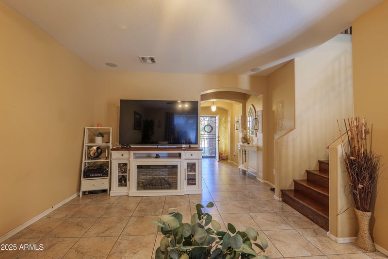 16020 171st Ln, Surprise, AZ 85388