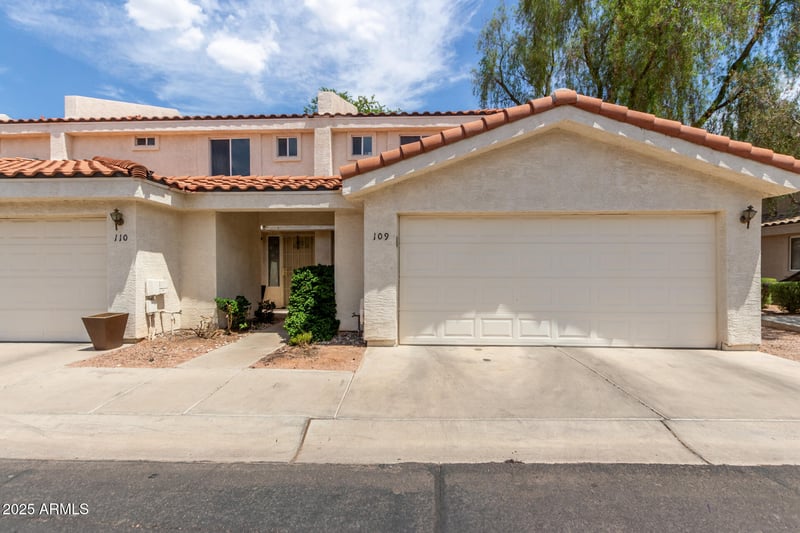 16021 30th St #109, Phoenix, AZ 85032
