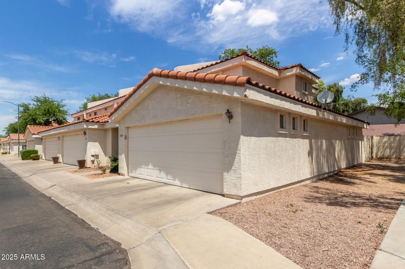 16021 30th St #109, Phoenix, AZ 85032