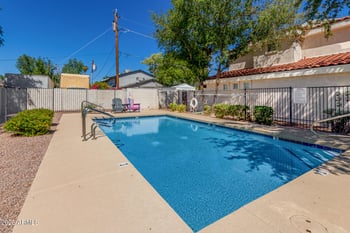 16021 30th St #110, Phoenix, AZ 85032