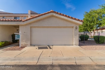 16021 30th St #113, Phoenix, AZ 85032
