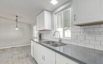 16021 70th Ave, Peoria, AZ 85382