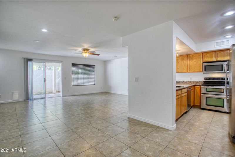 16021 N 30th St #111, Phoenix, AZ 85032