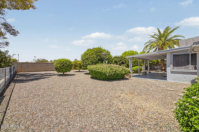 16022 N Lakeforest Dr, Sun City, AZ 85351