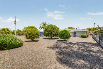 16022 Lakeforest Dr, Sun City, AZ 85351