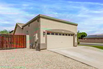 16024 Gelding Dr, Surprise, AZ 85379