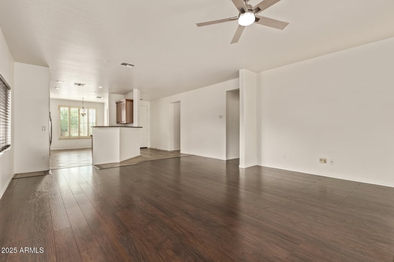 16024 Gelding Dr, Surprise, AZ 85379