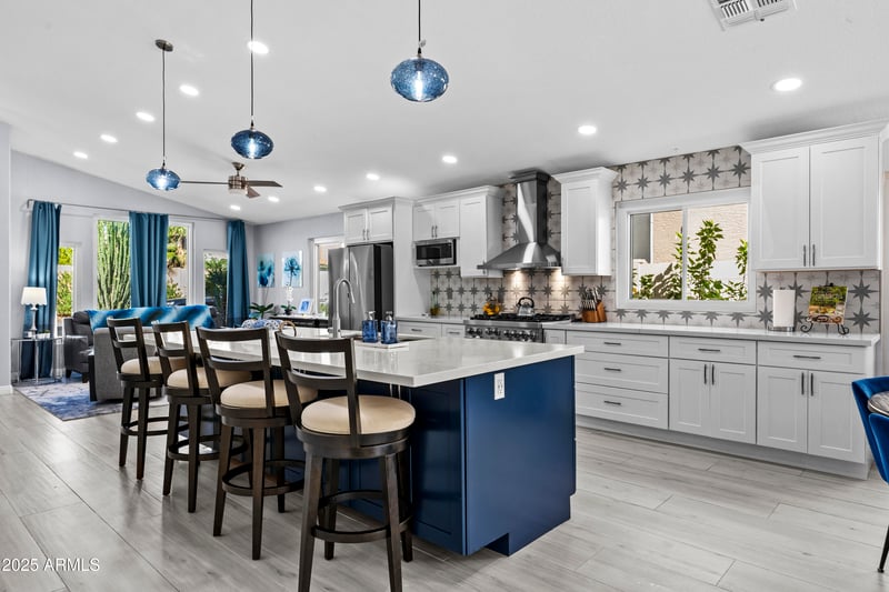 16025 10th Pl, Phoenix, AZ 85048