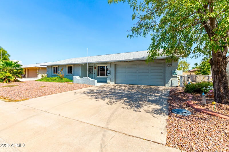 16025 110th Ave, Sun City, AZ 85351