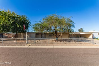 16026 N 67th Dr, Peoria, AZ 85382