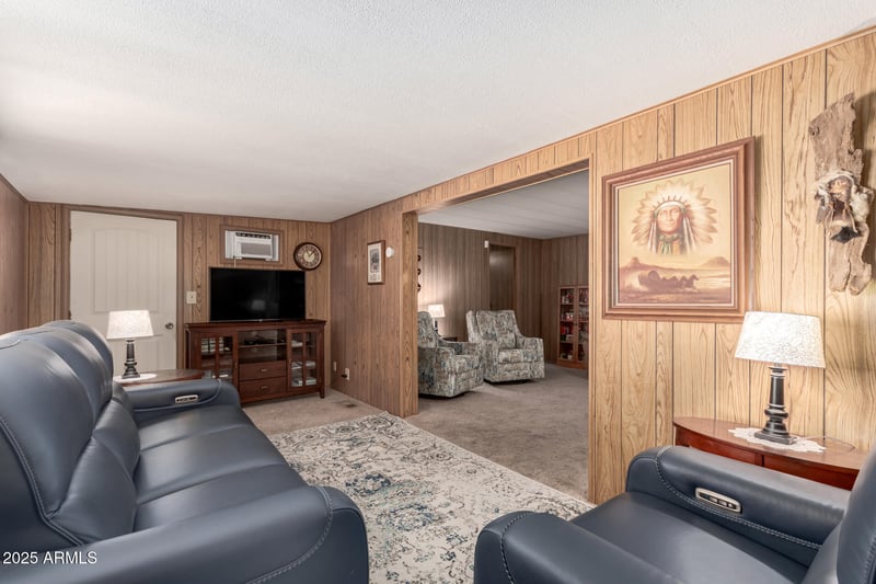16026 N 67th Dr, Peoria, AZ 85382