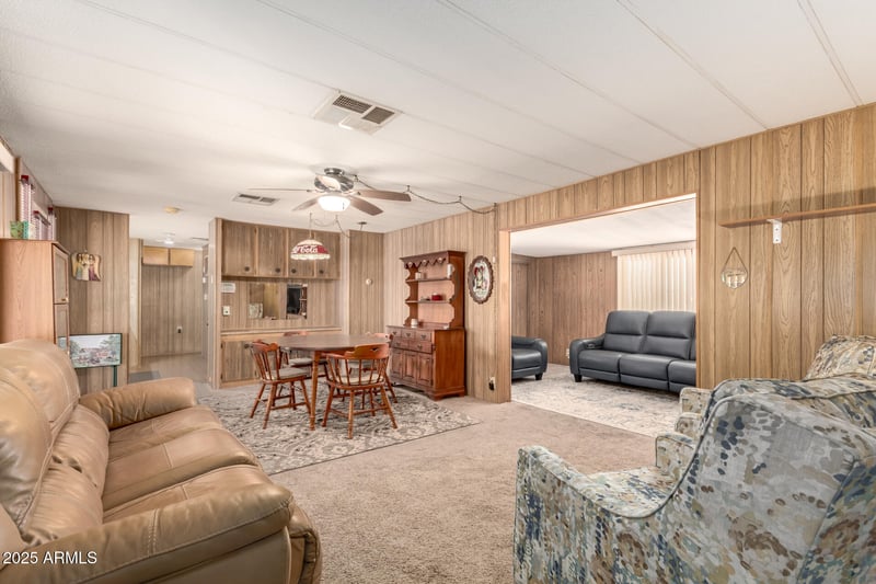 16026 N 67th Dr, Peoria, AZ 85382