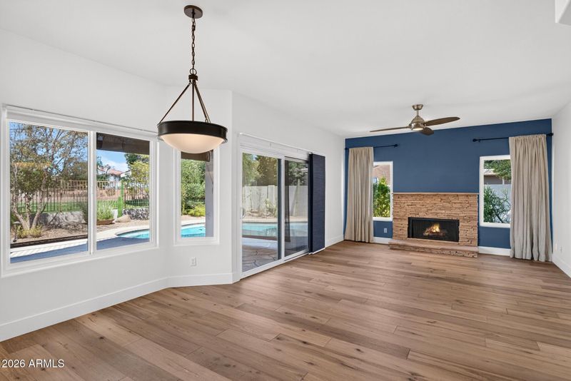 16026 S 35th Way, Phoenix, AZ 85048