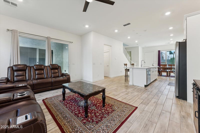 16027 74th Ln, Peoria, AZ 85382