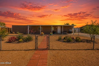 16029 70th Ave, Peoria, AZ 85382