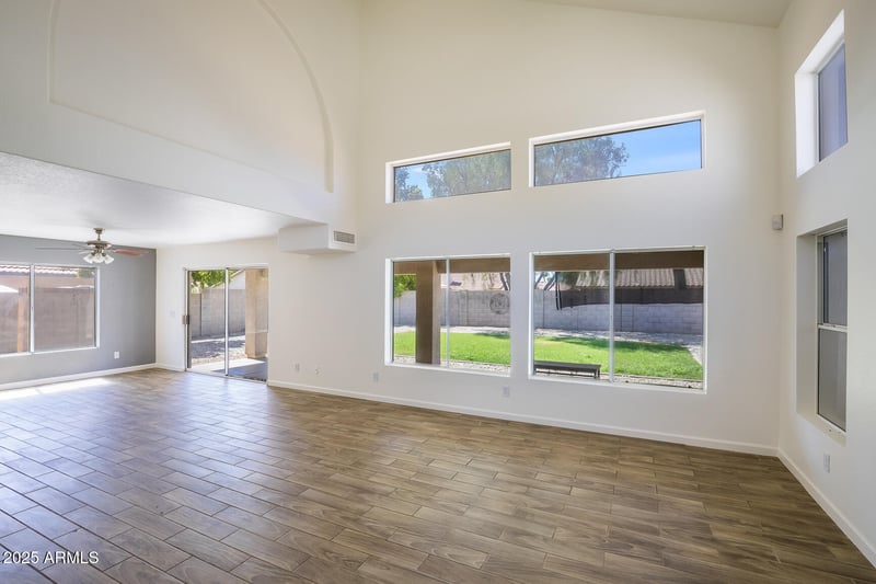 16029 Ocotillo Ln, Surprise, AZ 85374