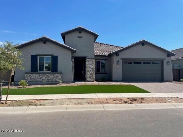 16035 Questa Dr, Surprise, AZ 85387