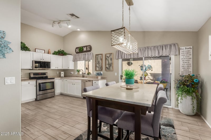 16036 11th Ave #1108, Phoenix, AZ 85023