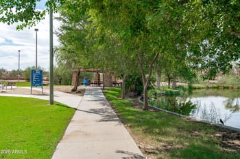 1604 N El Camino Dr, Tempe, AZ 85288