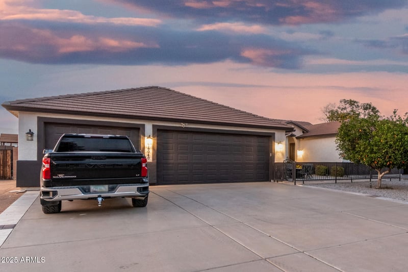 16040 Orangewood Ave, Litchfield Park, AZ 85340