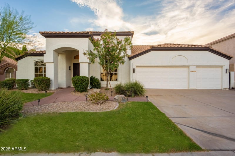 16040 S 13th Ave, Phoenix, AZ 85045