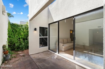 16041 31st St #12, Phoenix, AZ 85032