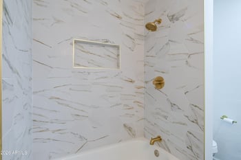 16041 31st St #16, Phoenix, AZ 85032